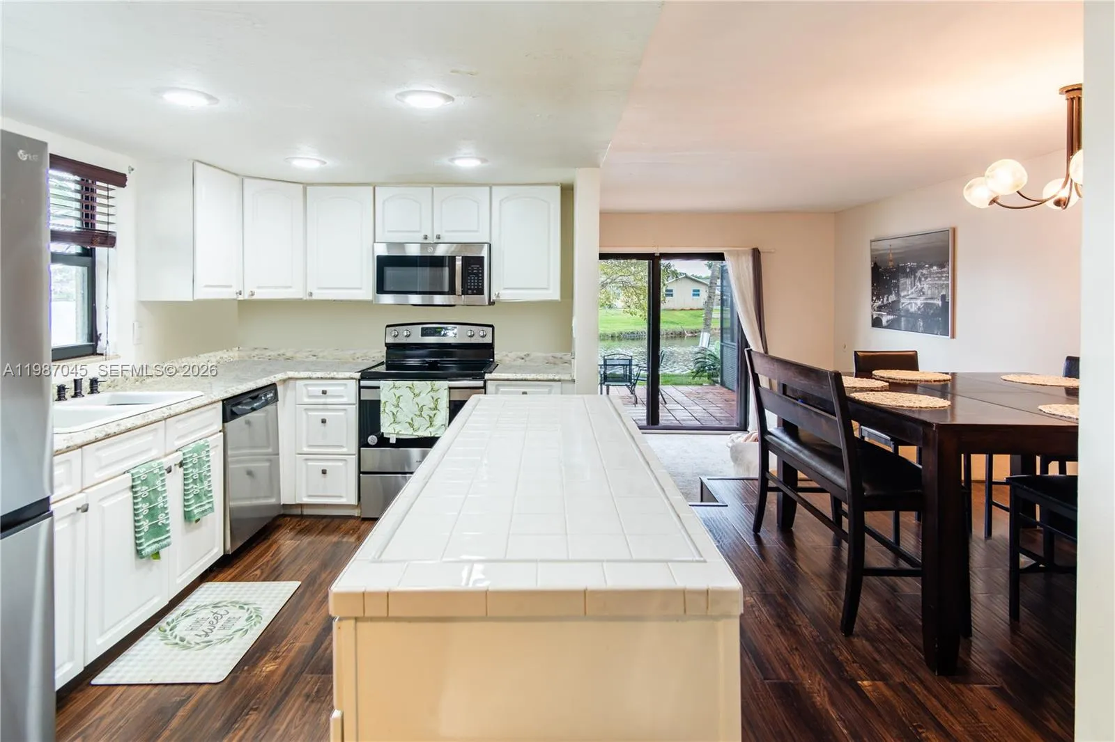 8980 Palm Tree Ln # 8980, Pembroke Pines FL 33024