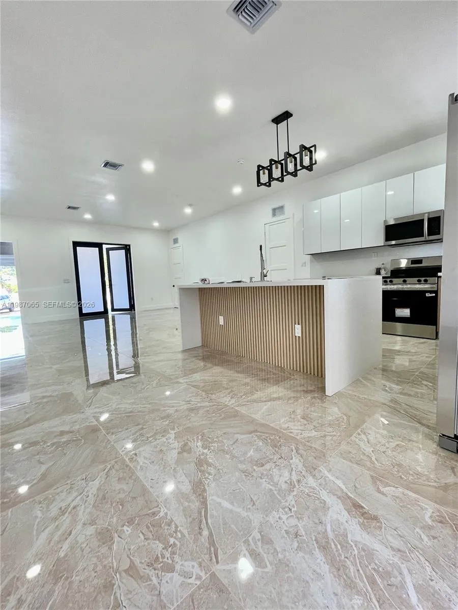 435 N Quebrada St, Clewiston FL 33440