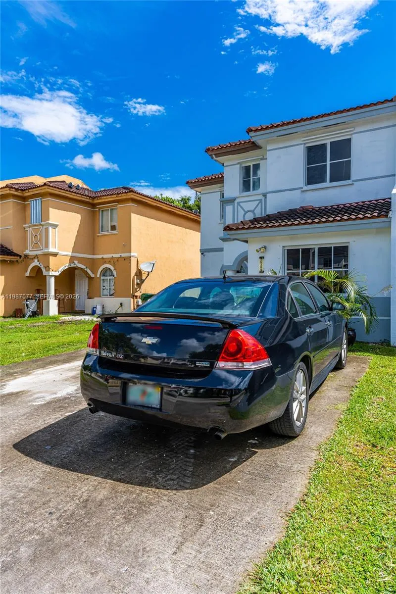 26309 SW 136th Pl, Homestead FL 33032