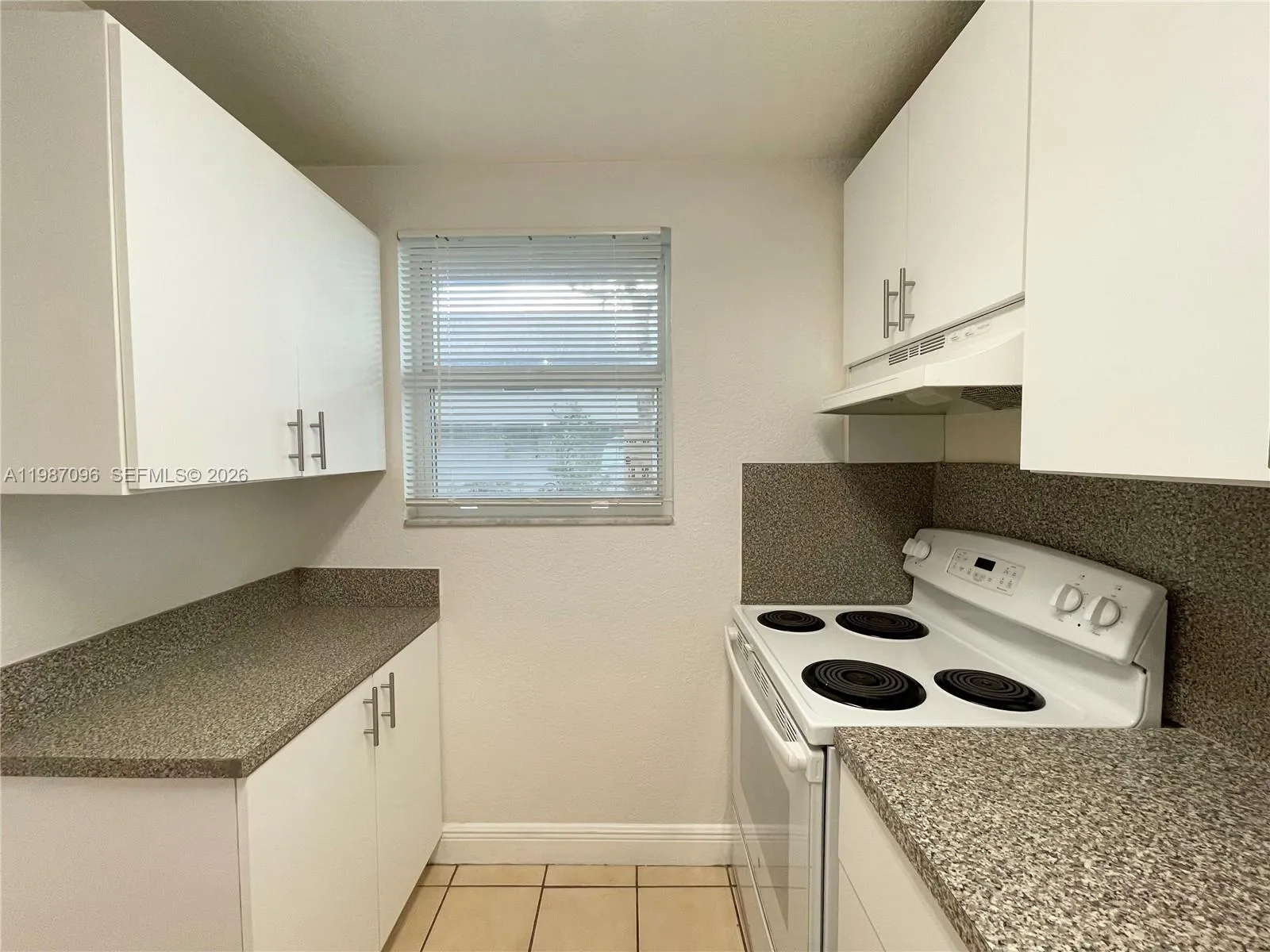 17255 SW 95th Ave # 114, Palmetto Bay FL 33157