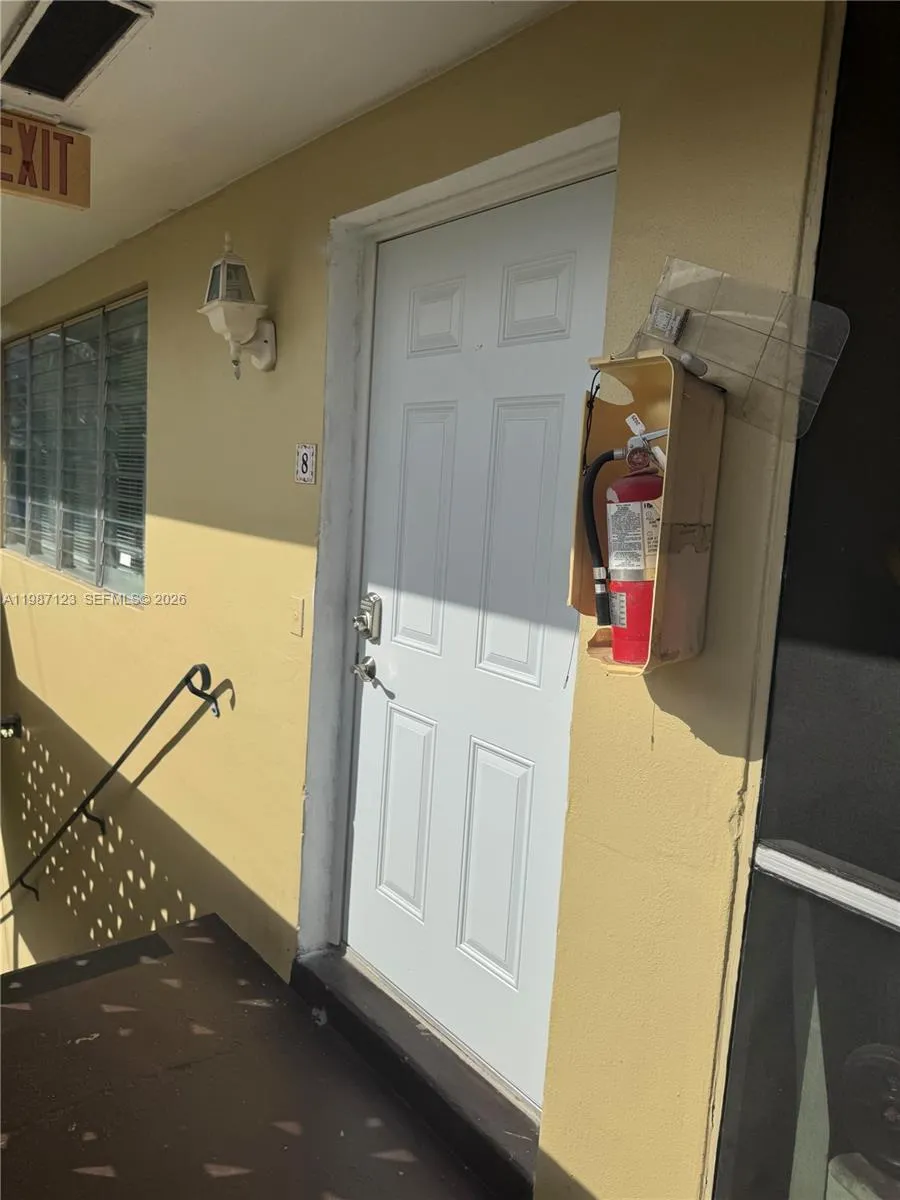 1 bedroom 1 bath for sale at 11945 NE 19th Dr # 8, North Miami FL 33181