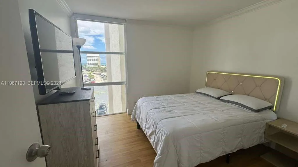 16909 N Bay Rd # 710, Sunny Isles Beach FL 33160