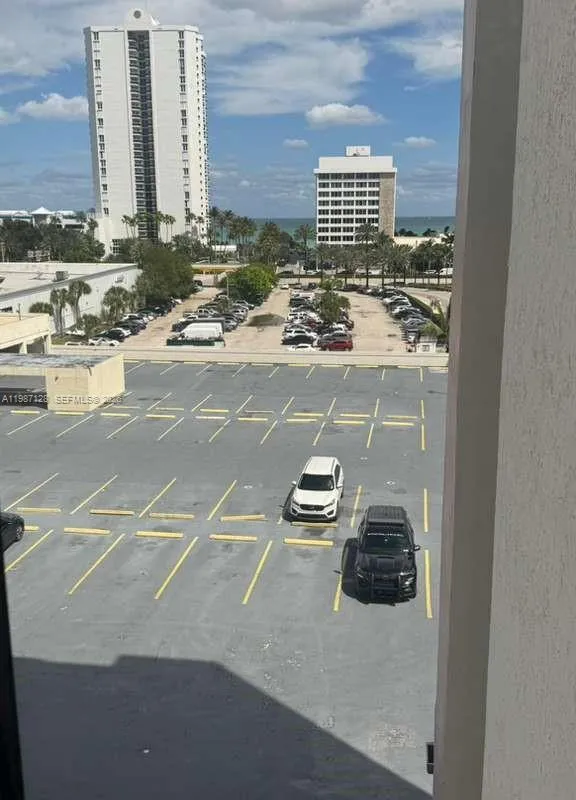 16909 N Bay Rd # 710, Sunny Isles Beach FL 33160