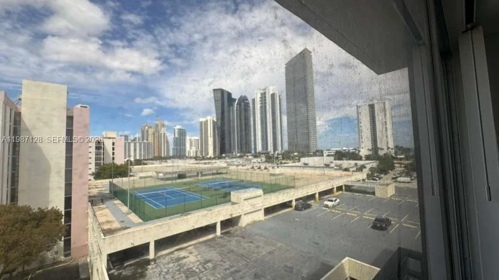 16909 N Bay Rd # 710, Sunny Isles Beach FL 33160