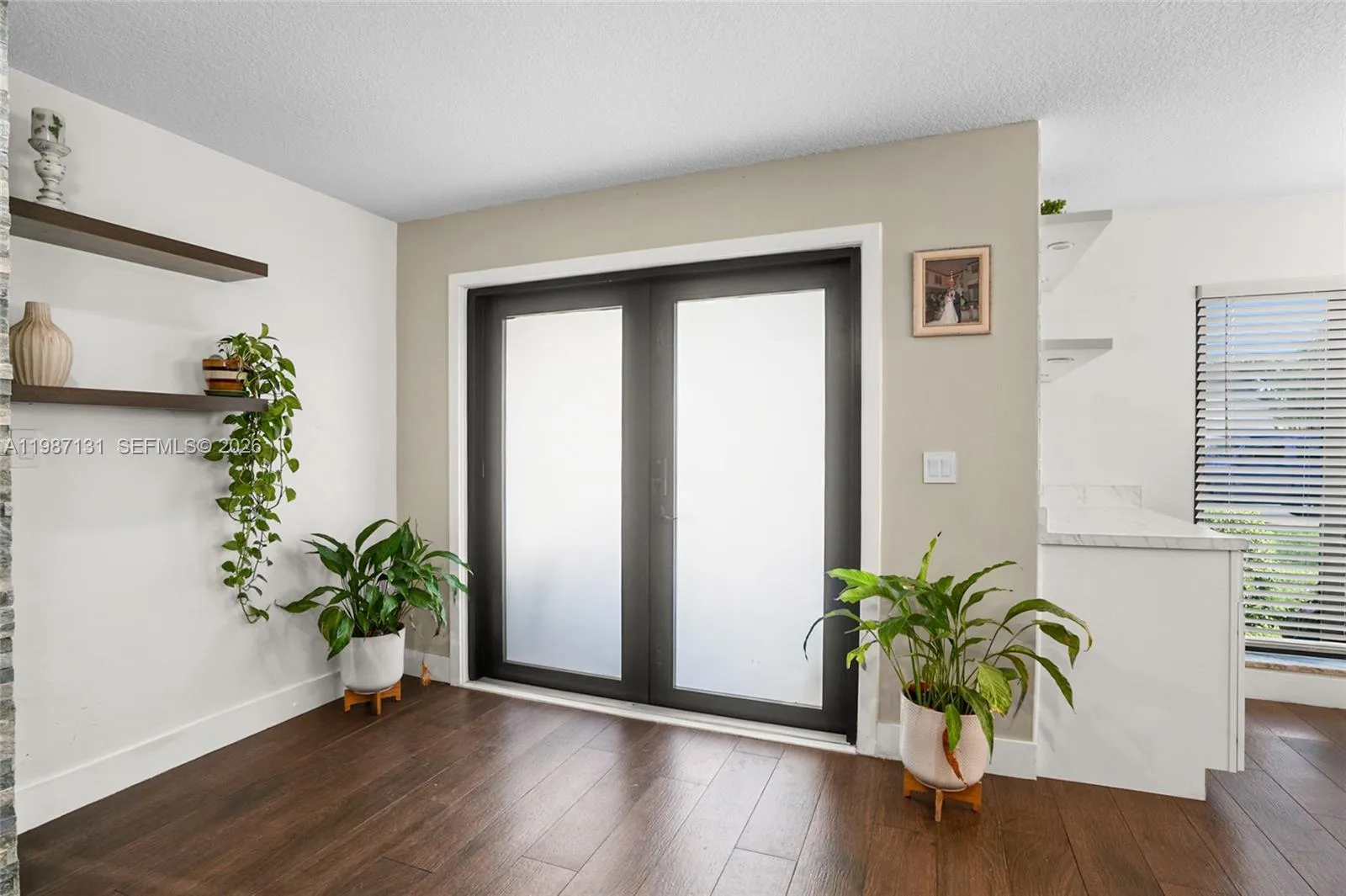 9841 NW 24th St, Coral Springs FL 33065