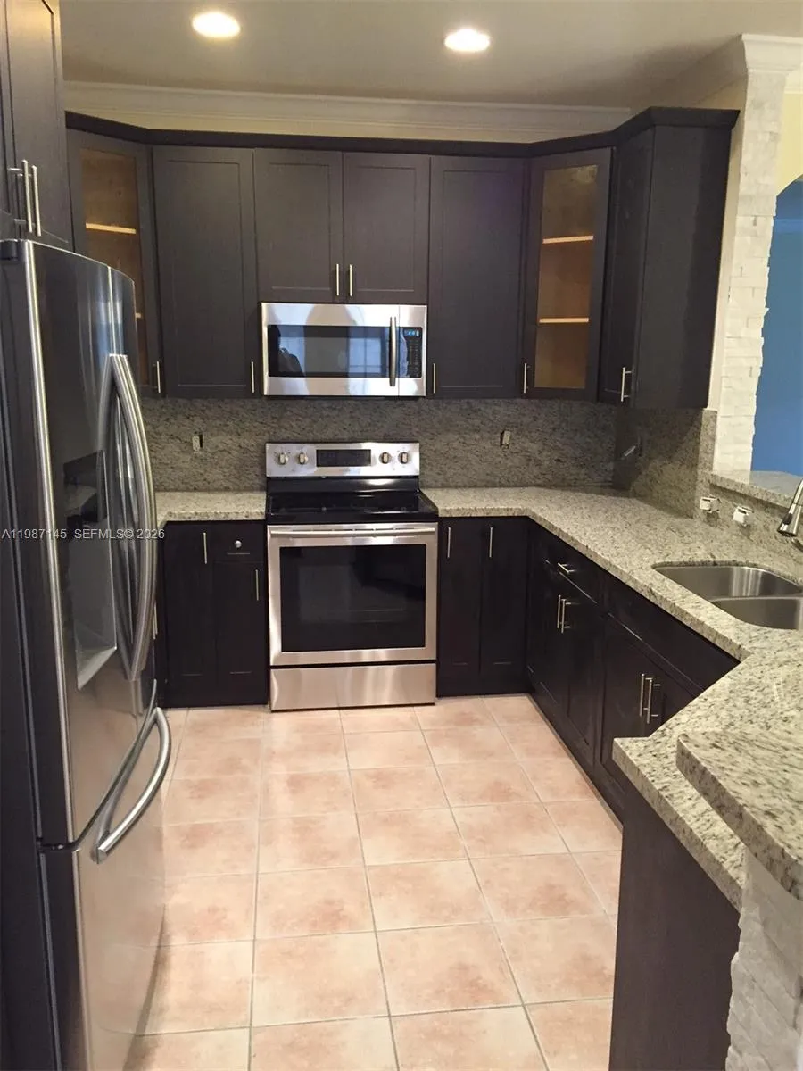 1531 Passion Vine Cir # 2, Weston FL 33326