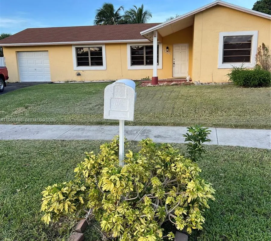 13311 SW 46th St, Miami FL 33175