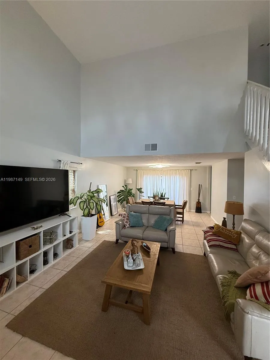 18164 SW 149th Pl, Miami FL 33187