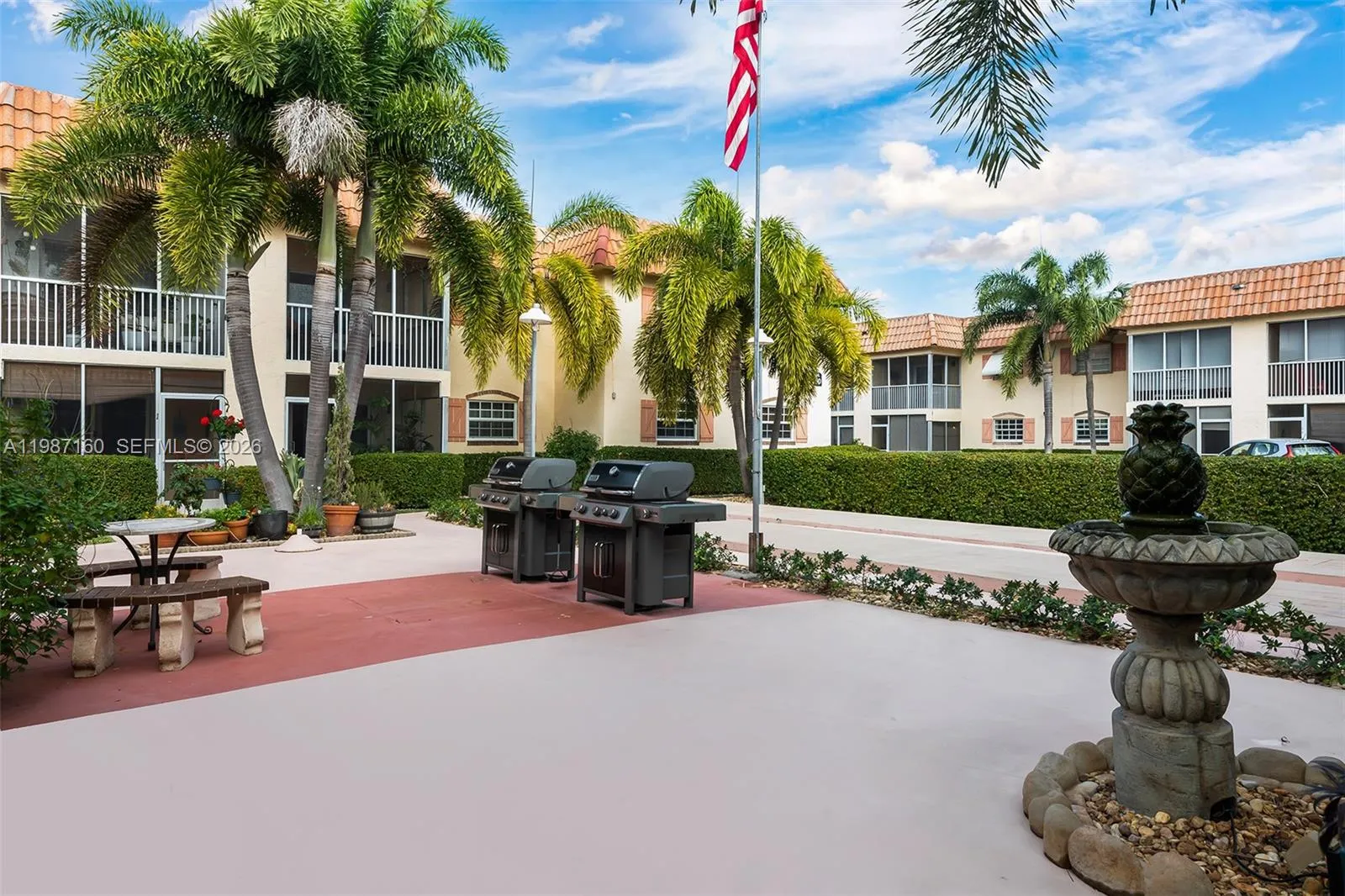 101 E Mcnab Rd # 427, Pompano Beach FL 33060