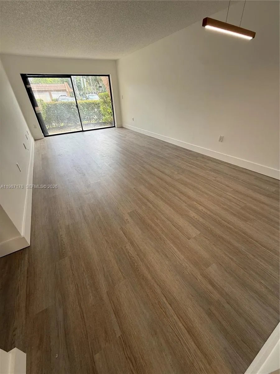 8261 SW 128th St # 118, Pinecrest FL 33156