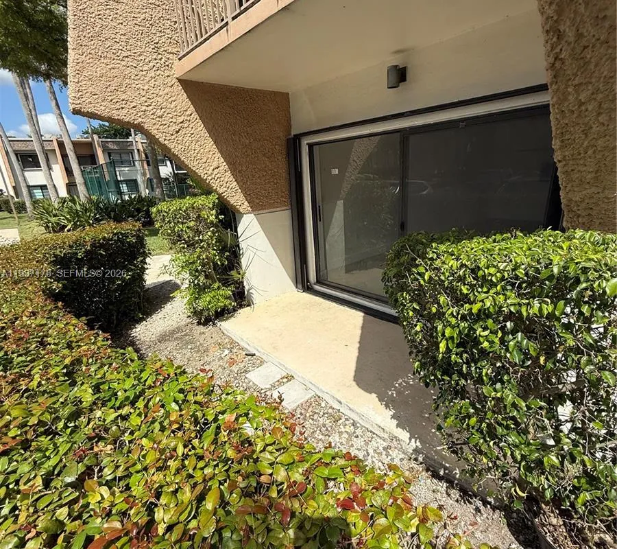 8261 SW 128th St # 118, Pinecrest FL 33156