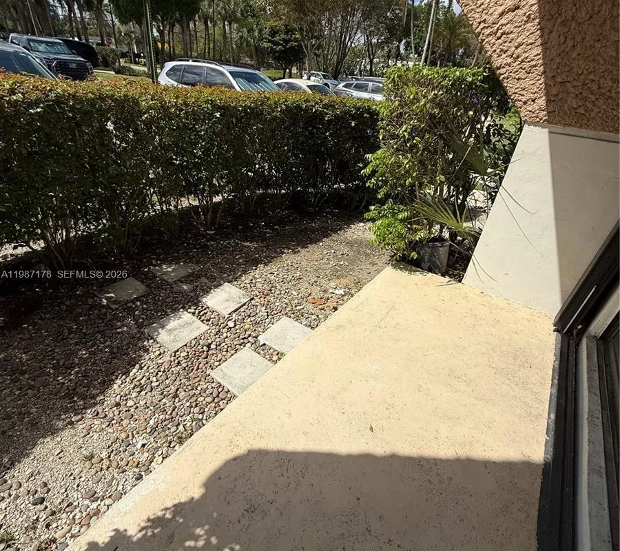 8261 SW 128th St # 118, Pinecrest FL 33156