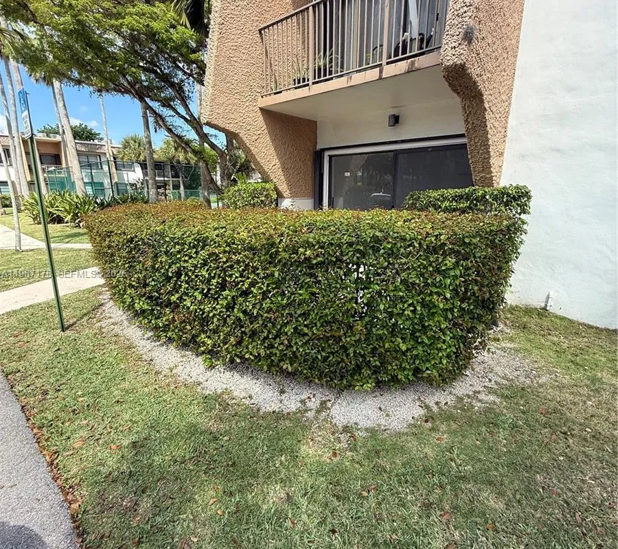 8261 SW 128th St # 118, Pinecrest FL 33156
