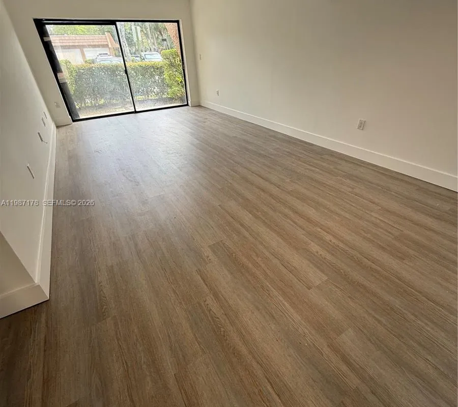 8261 SW 128th St # 118, Pinecrest FL 33156