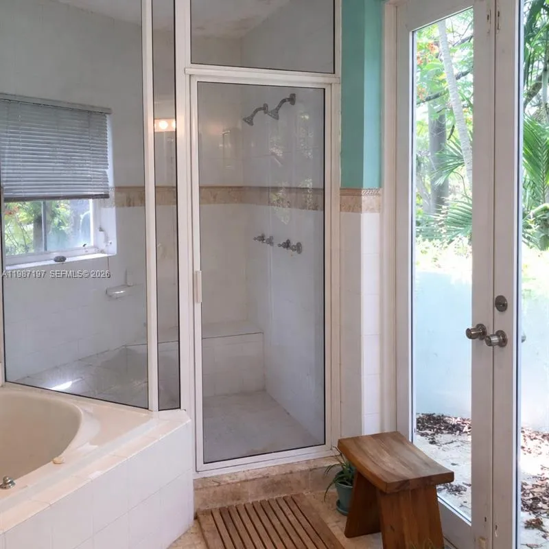 3151 Freeman St, Miami FL 33133