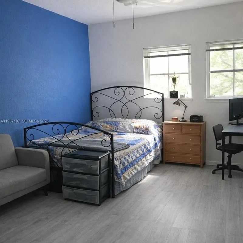 3151 Freeman St, Miami FL 33133