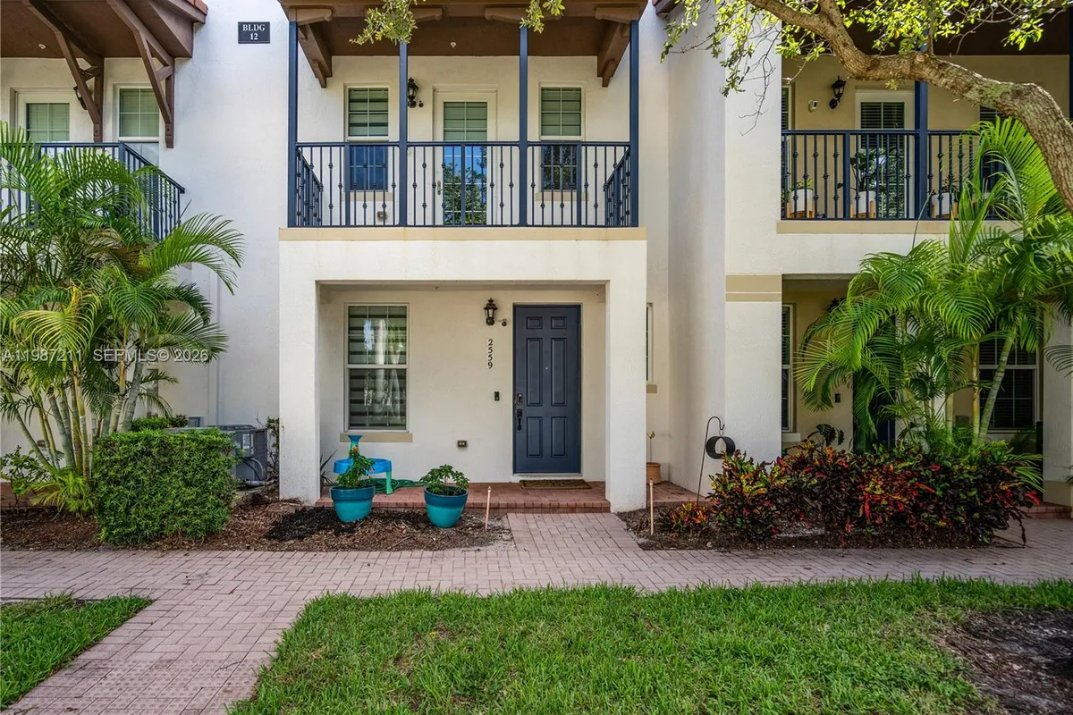 2559 SW 119th Ter, Miramar FL 33025