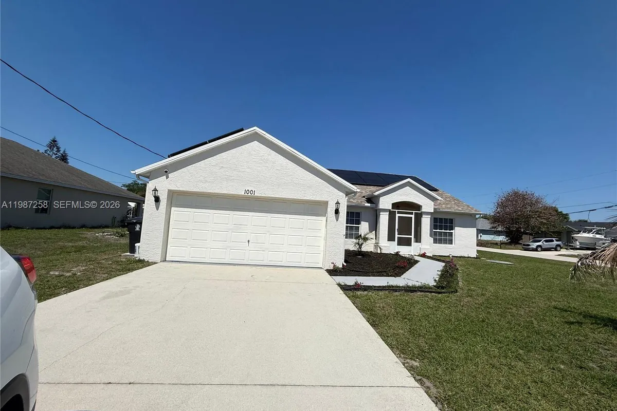 1001 SW Estaugh Ave, Port St. Lucie FL 34953