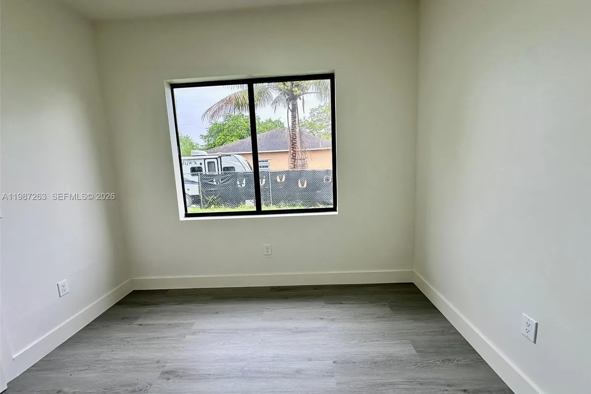 2399 NW 105th St # 1, Miami FL 33147