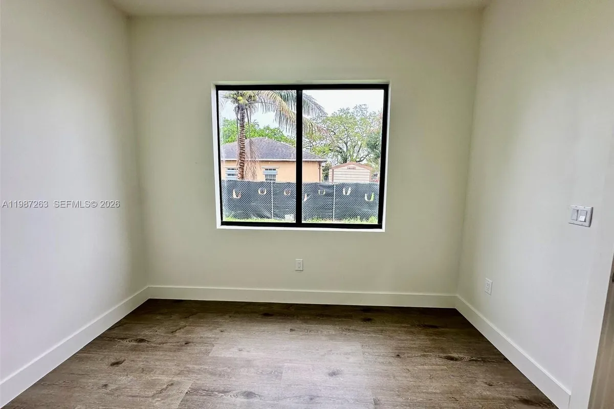 2399 NW 105th St # 1, Miami FL 33147