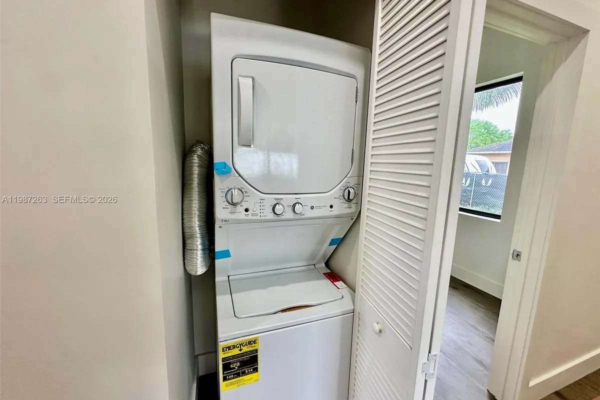 2399 NW 105th St # 1, Miami FL 33147