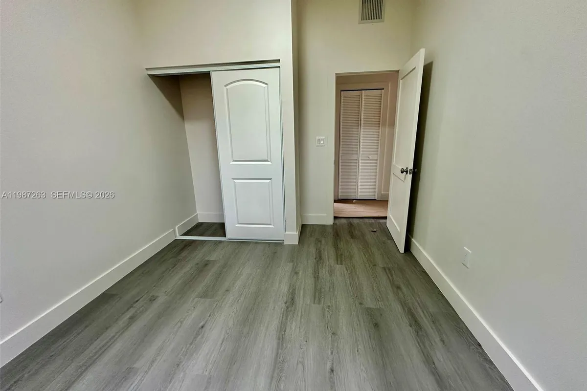 2399 NW 105th St # 1, Miami FL 33147