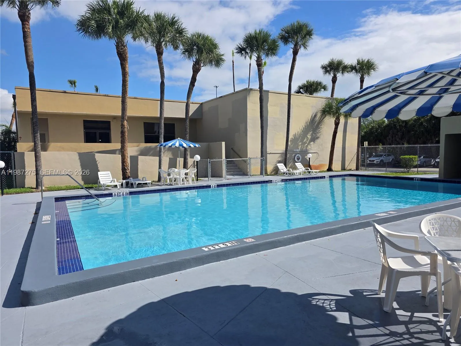 8615 NW 8th St # 319, Miami FL 33126