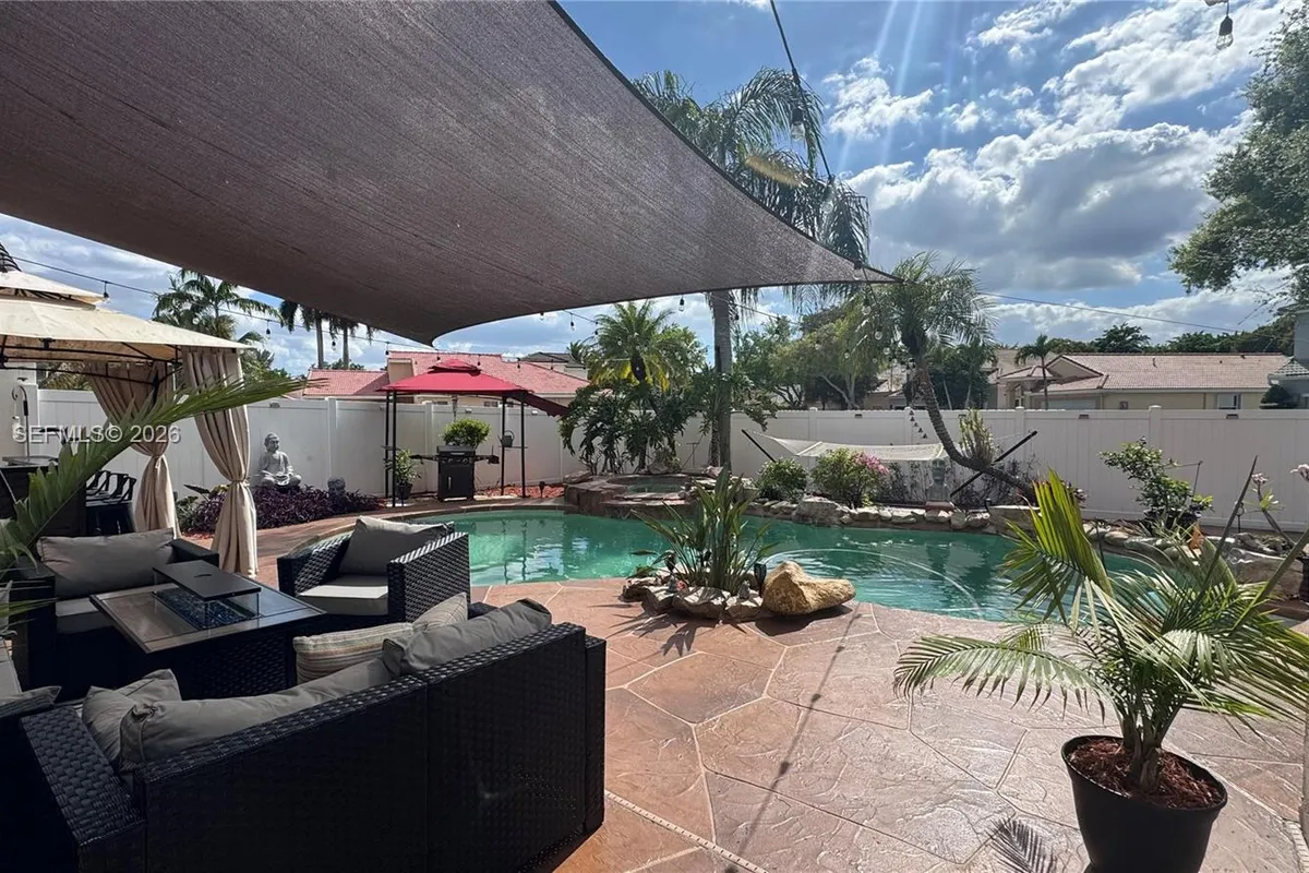 4220 SW 153rd Ave, Miramar FL 33027