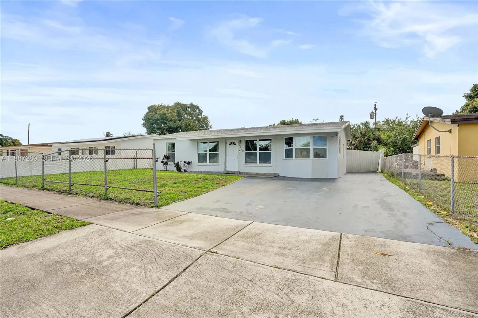 3320 NW 18th St, Lauderhill FL 33311