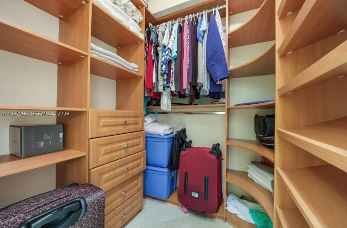 17555 Atlantic Blvd # 1205, Sunny Isles Beach FL 33160