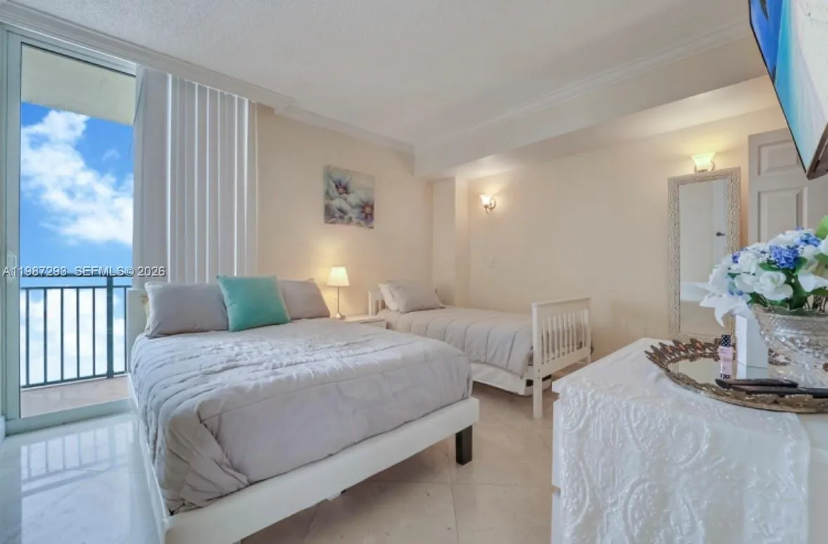 17555 Atlantic Blvd # 1205, Sunny Isles Beach FL 33160