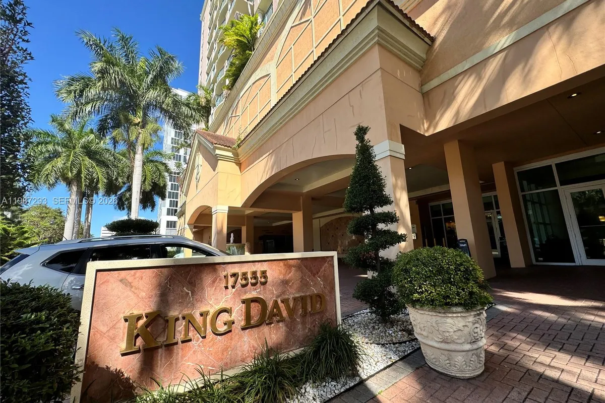 17555 Atlantic Blvd # 1205, Sunny Isles Beach FL 33160