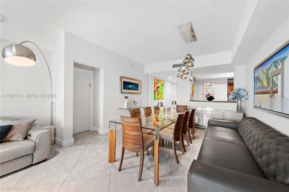 3330 NE 190th St # 1715, Aventura FL 33180