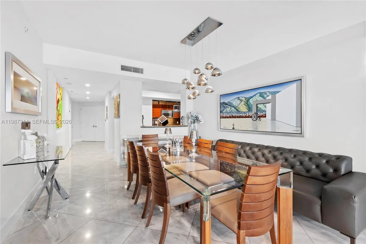 3330 NE 190th St # 1715, Aventura FL 33180