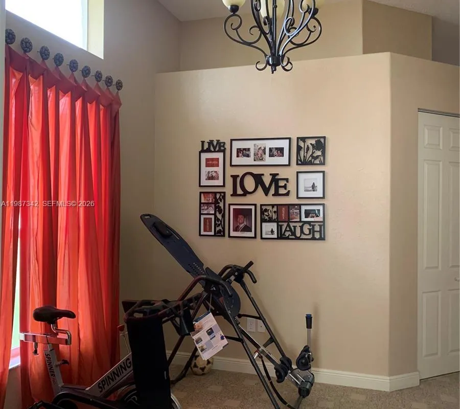 4723 SW 195th Way, Miramar FL 33029