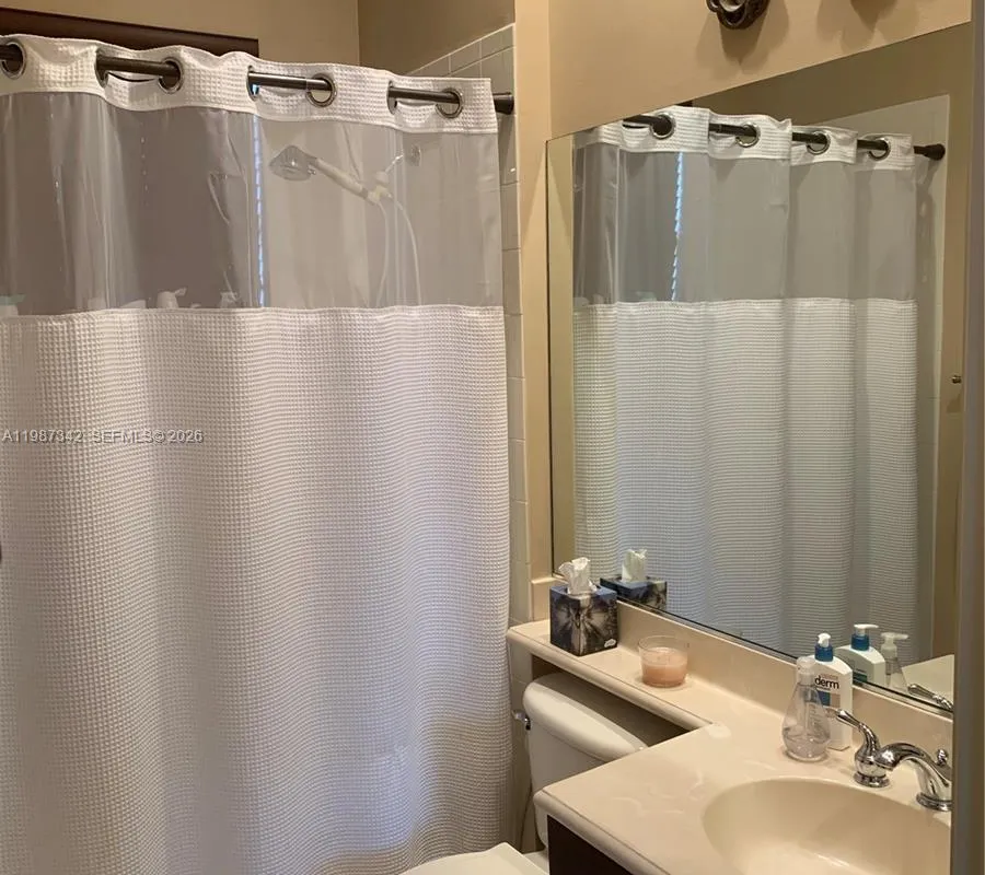 4723 SW 195th Way, Miramar FL 33029