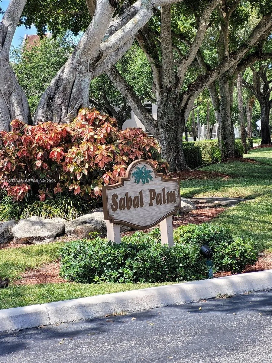 9520 Seagrape Dr # 306, Davie FL 33324