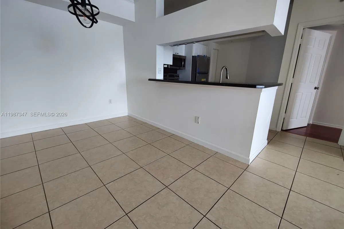 17100 N Bay Rd # 1305, Sunny Isles Beach FL 33160