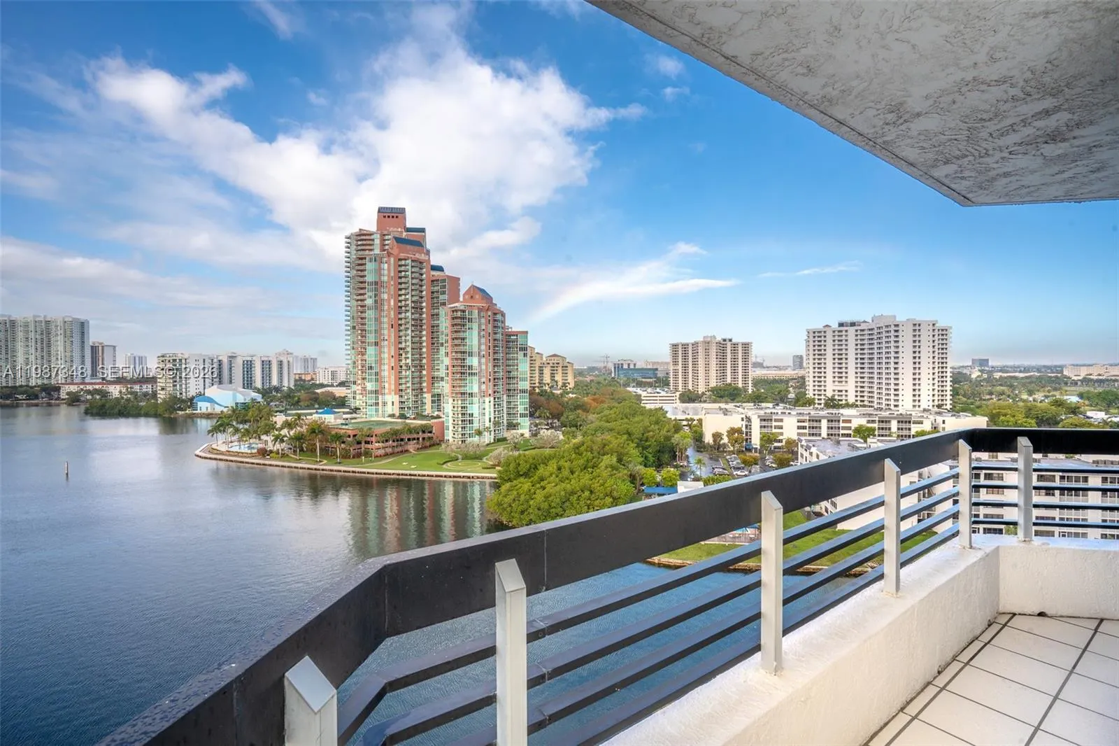 3530 Mystic Pointe Dr # 1401, Aventura FL 33180