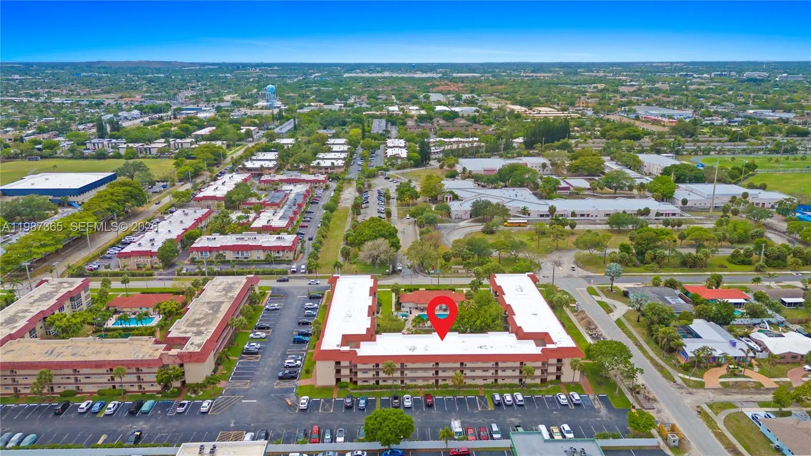 2 bedroom 2 bath for sale at 700 SE 6th Ave # 314, Deerfield Beach FL 33441