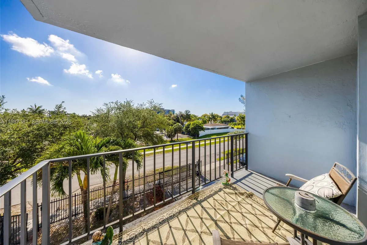 12500 NE 15th Ave # 312, North Miami FL 33161