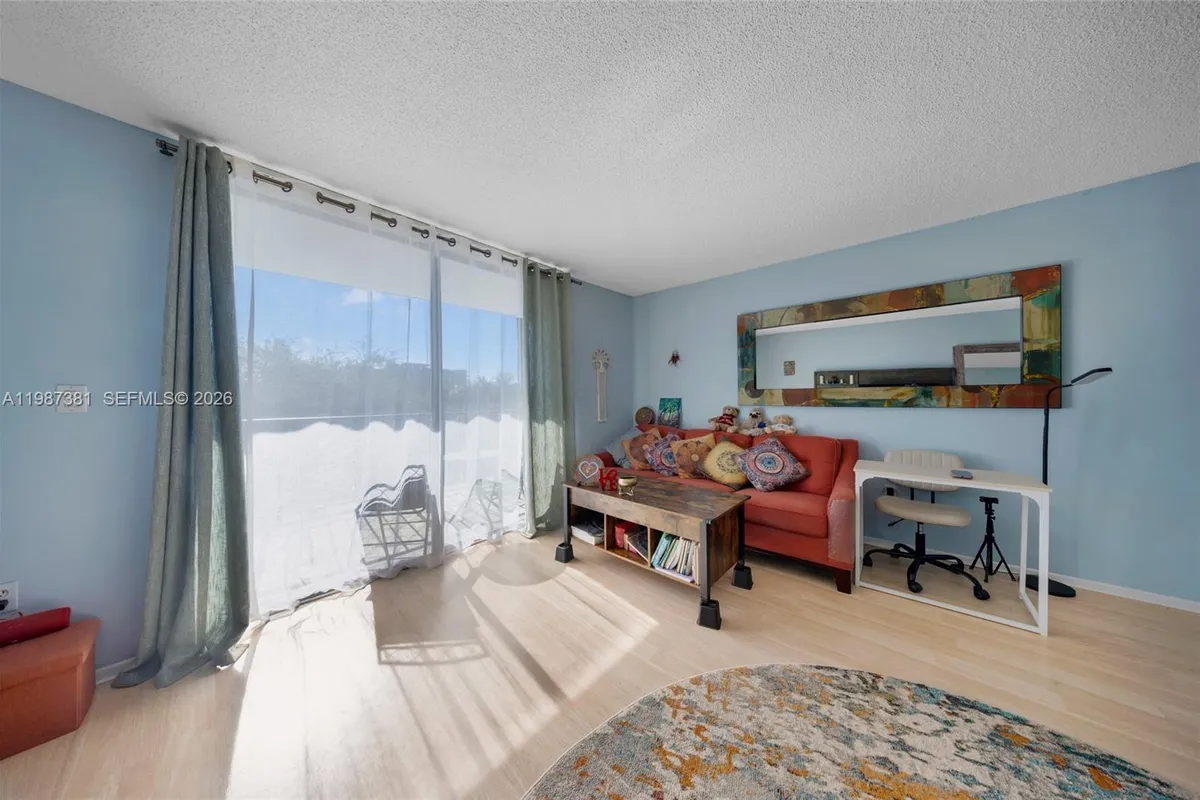 12500 NE 15th Ave # 312, North Miami FL 33161