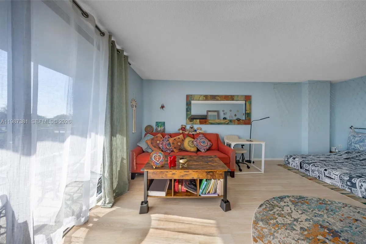 12500 NE 15th Ave # 312, North Miami FL 33161