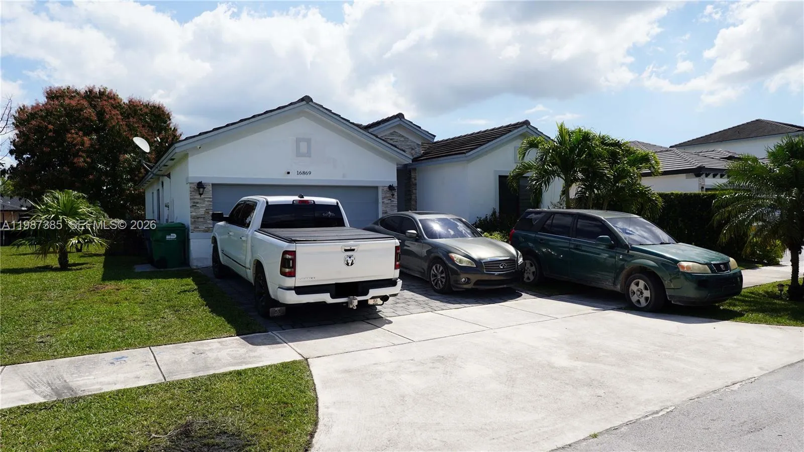 16869 SW 109th Pl, Miami FL 33157
