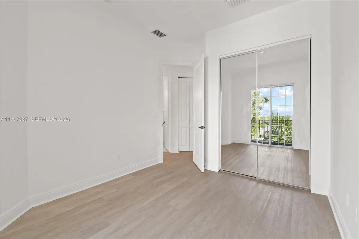 475 Ocean Ridge Way, Juno Beach FL 33408