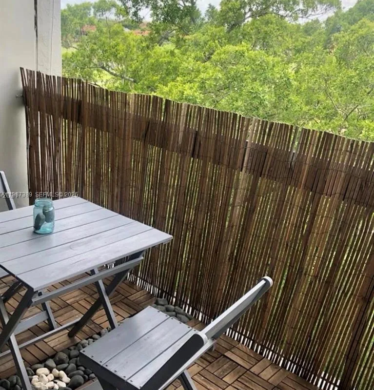 10317 NW 9th St Cir # 9, Miami FL 33172