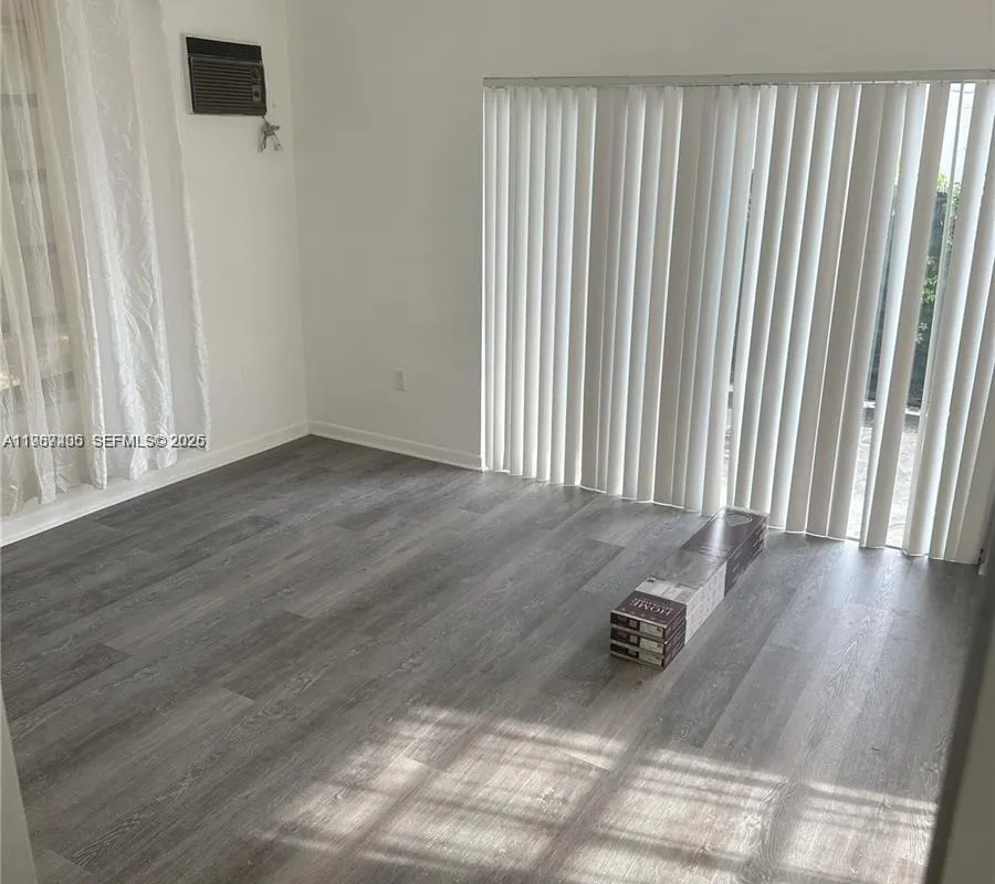 3268 SW 25th St # 3268, Miami FL 33133