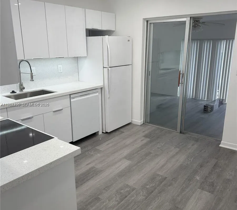 3268 SW 25th St # 3268, Miami FL 33133