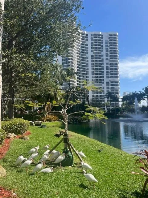 3530 Mystic Pointe Dr # 1412, Aventura FL 33180