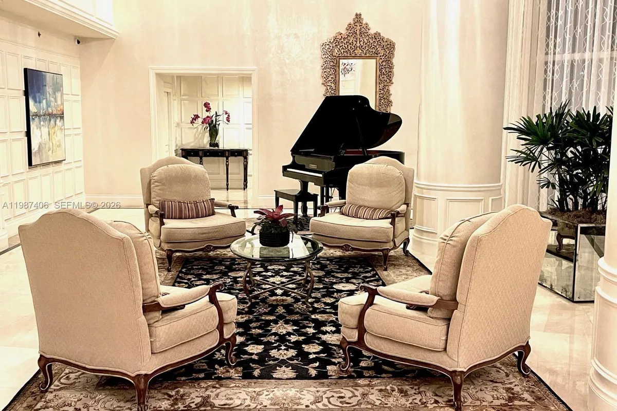 3530 Mystic Pointe Dr # 1412, Aventura FL 33180